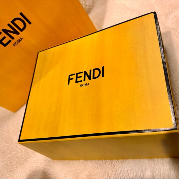 Fendi o lock fabric  and calf akin leather bag NWT - Picture 5 of 15